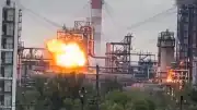 Moskova Belediye Başkanı Sergey Sobyanin: Moskova Petrol Rafinerisi İHA saldırısıyla yeniden hasar aldı