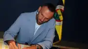 Fenerbahçe'de Vedat Muriqi Dönemi: Deneyimli Golcuyle 3 Yıllık İmza Atıldı