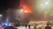 Antalya Alanya'da Otel Yangını: Çatı Katında Çıkan Alevler Tahliye Gerektirdi