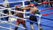 Bolu'daki Kick Boks Şampiyonası Açılışında Kadın Sporcu Ringde Fenalaştı