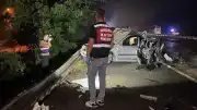 Kocaeli Kartepe'de Emniyet Şeridinde Trafik Kazası: 1 Çocuk Öldü