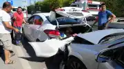 Kocaeli'de zincirleme trafik kazası: 1'i çocuk 3 yaralı