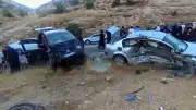 Mardin'de Trafik Kazası: 9 Kişi Yaralandı