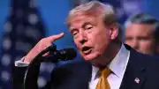 Trump'tan İran'a Sert Tepki: 'Bedelini Misliyle Ödeyecektir'