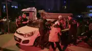 Ümraniye'de Kamyon ile Otomobil Çarpıştı: 1'i Ağır 4 Yaralı