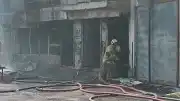 İzmir'in Buca İlçesinde Sünger Deposunda Yangın