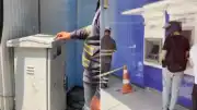 Osmaniye'de Elektrik Trafosunda Yangın: İşlemlerine Devam Eden Vatandaşlar Dikkat Çekti