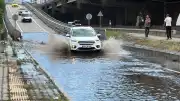 Samsun'da Sağanak Yağış Hayatı Olumsuz Etkiledi