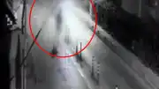 İstanbul'da Çıplak Dolaşan Kişi Gözaltına Alındı