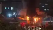 Hatay Defne'de İşçi Yatakhanesi Olarak Kullanılan Konteynerde Çıkan Yangın Kontrol Altına Alındı