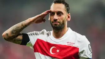 Hakan Çalhanoğlu, Inter ile Geleceğini Şekillendiriyor