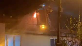 Bolu'da Evin Bacasında Yangın Çıktı