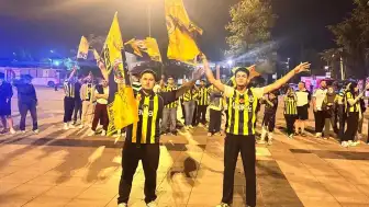 Aziz Yıldırım'ın Fenerbahçe Başkanlığı Seçimi Düzce'de Coşkuyla Kutlandı