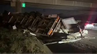 Düzce'de Otoyolda TIR Devrildi: 6 Yaralı