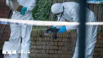 Belfast'ta Bıçaklı Saldırı: Bir Kişi Ağır Yaralandı