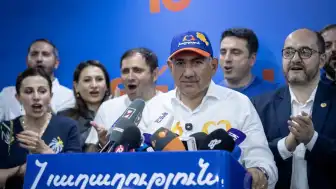 Ermenistan Parlamento Seçimlerinde Sivil Sözleşme Partisi Önde Götürüyor