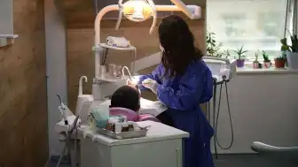 Diş Hekimliği Uzmanlık Unvanı Düzenlemesine Eğitim Standartları Açısından Tepki