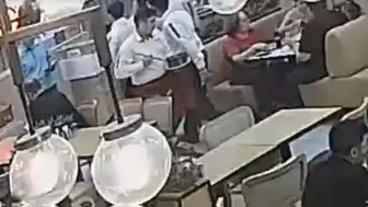 İzmir'de Döner Restoranında Kızgın Yağ Faciası: 2 Yaşındaki Mercan Ağır Yaralandı