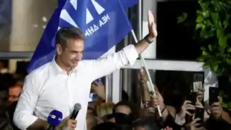 Aleksis Çipras Yunanistan'da Yeni Parti Kurdu: ELAS