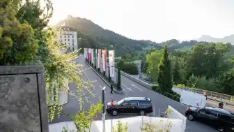 İsviçre'de ABD ve İran Heyetleri Kalıcı Barış Müzakereleri İçin Bir Araya Geldi