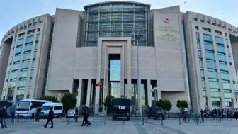 Özgür Özel'in Eski Şoförü Gözaltına Alındı: Rüşvet Soruşturması Genişliyor