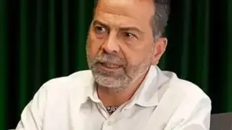 AKUT Kurucu Başkanı Nasuh Mahruki 15 Temmuz Paylaşımı Nedeniyle Tutuklandı