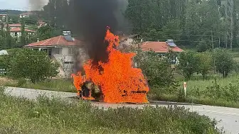 Amasya'da Trafik Kazası: Dede ve Torunu Hayatını Kaybetti, 2 Kişi Yaralandı