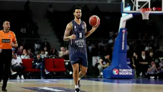 Anadolu Efes, Türk Telekom'u Yenerek Yarı Finale Yükseldi
