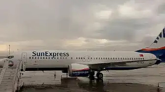 Antalya Uçağında Bombalı Tehdit: Londra'ya Acil İniş