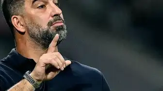 Arda Turan'ın Takımının Maçında Hava Saldırısı Sirenleri Çaldı: Oyun Durdu