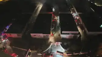 Başakşehir Sanayi Sitesinde Yangın: Çok Sayıda Dükkan Zarar Gördü