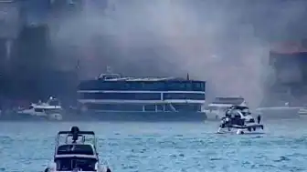 Bebek Sahili'nde Çıkan Tekne Yangını Söndürüldü