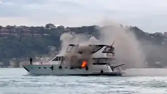 Bebek Sahili'nde Tur Teknesinde Çıkan Yangın Söndürüldü