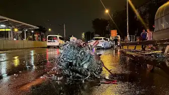 Bursa'da Korkunç Kaza: Otomobilin Motoru Koptu, 1'i Ağır 2 Yaralı