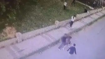 Büyükçekmece'de Bıçaklı Kavga: 15 Yaşındaki Bir Genç Hayatını Kaybetti