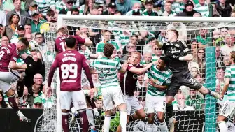 Celtic, İskoçya Premier Ligi'nde Şampiyon Oldu