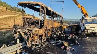 Denizli'de Otobüs Kazası: 8 Kişi Hayatını Kaybetti, 1 Bebek Yaralı