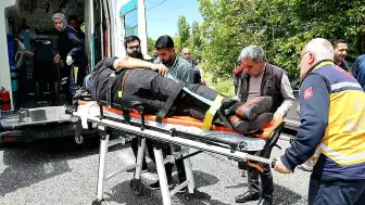 Elazığ'da Trafik Kazası: 5 Yaralı