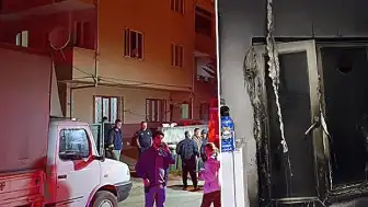 Eski Eşinin Evine Molotofkokteyli Atan Şüpheli Aranıyor