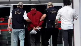 Eskişehir'de Kırmızı Bültenle Aranan Yabancı Uyruklu Şahıs Tutuklandı