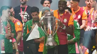 Galatasaray'da Dört Dörtlük Şampiyonluk Kutlaması
