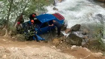 Giresun'da Trafik Kazası: 2 Kişi Hayatını Kaybetti, 1 Kişi Yaralandı