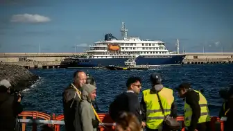 Hantavirüs salgınıyla mücadele eden MV Hondius gemisi Hollanda'ya ulaştı, karantina süreci başladı