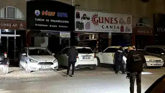 Kayseri'de Turizm Acentesine Silahlı Saldırı: 7 Kurşun Camlara İsabet Etti