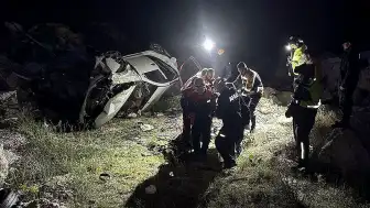 Kütahya'da Trafik Kazası: 3 Yaralı