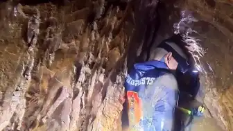 Laos'ta Sel Sularıyla Kapanan Mağarada Mahsur Kalan 5 Kişiye Ulaşıldı