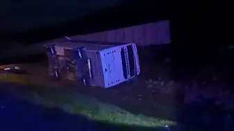 Malatya-Kayseri Karayolunda Midibüs Devrildi: 27 Taraftar Yaralandı