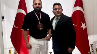 Milli Güreşçi Aytaç Demiroğlu'ndan Marmaris Kaymakamı'na Ziyaret