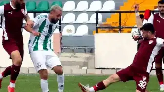 Muğlaspor ve Elazığspor Arasında Şampiyonluk Maçı: İlk Yarı Sonucu 0-0