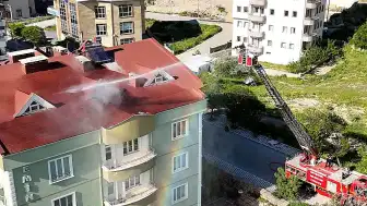 Nevşehir'de Çatı Katındaki Mutfakta Yangın Çıktı